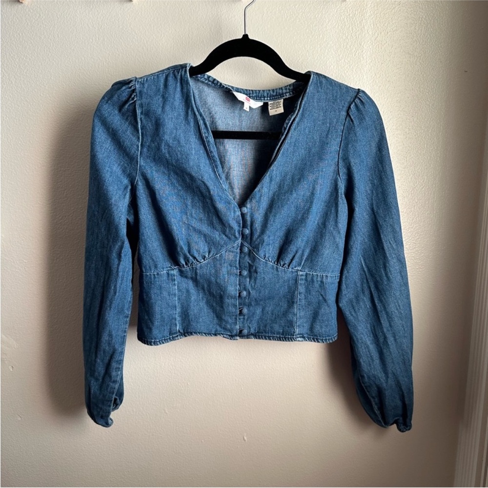 100% cotton Levi’s Denim Blouse